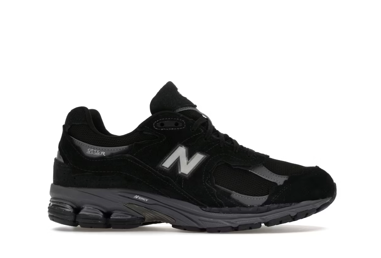 New Balance 2002R Gore-Tex Protection Pack Black Magnet