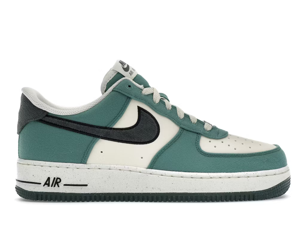Nike Air Force 1 '07 Vintage Green