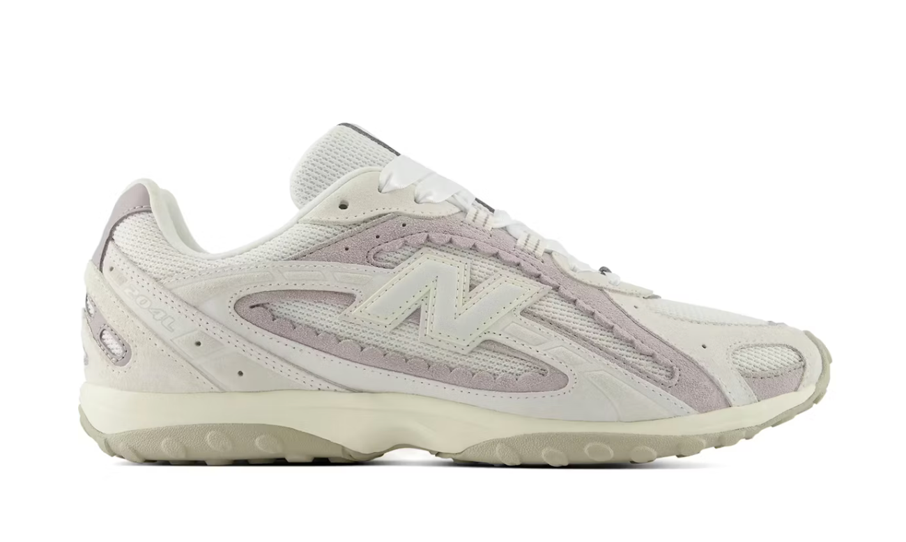 New Balance 204L Reflection