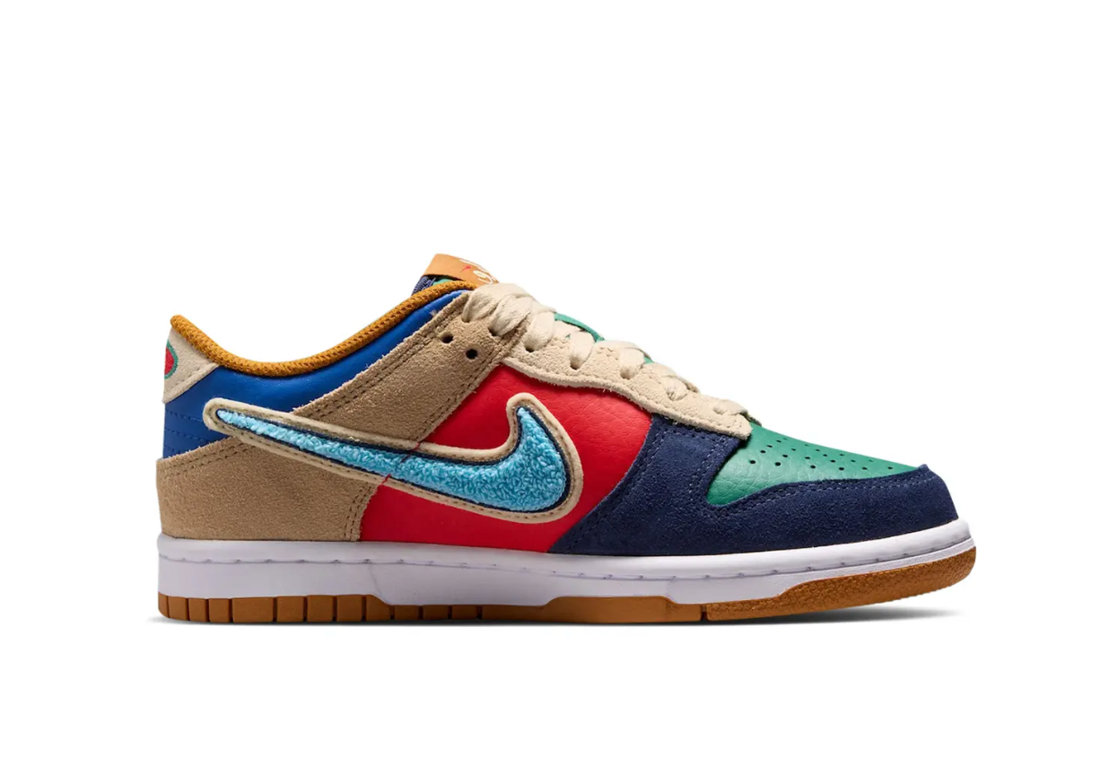Nike Dunk Low Midnight Navy Noise Green